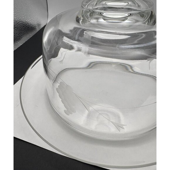 Arcoroc France 24 Pastry Cheese Cloche Clear Glass Etched - Picture 1 of 9